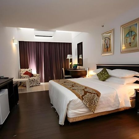 Ritz Garden Hotel Ίπο Εξωτερικό φωτογραφία