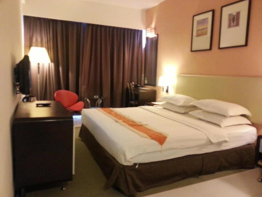 Ritz Garden Hotel Ίπο Εξωτερικό φωτογραφία